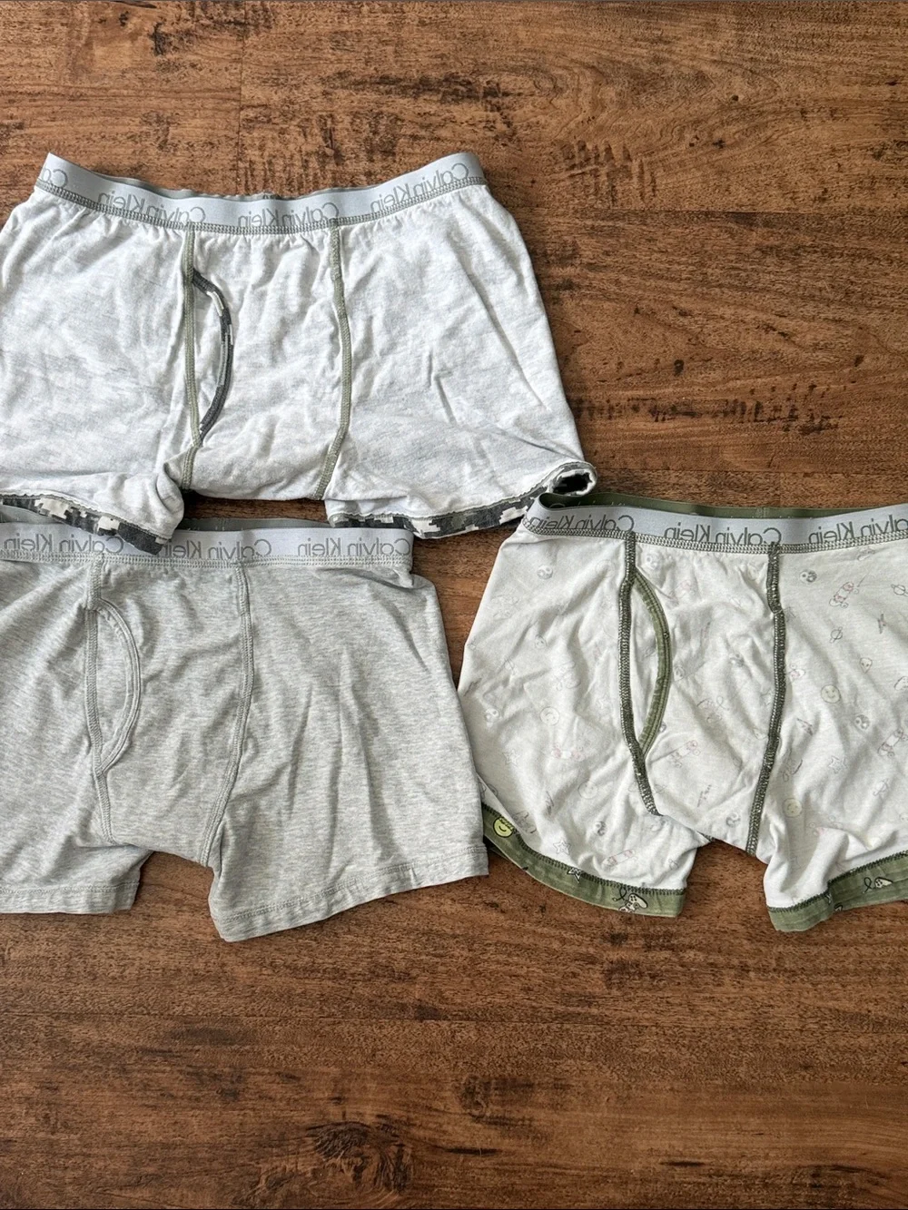 Calvin Klein Grey, Olive & Camo 3-Pack Boxer Briefs size large 12/14 boys